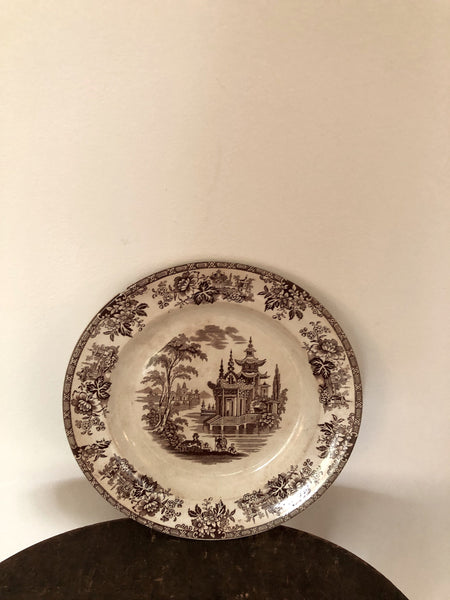 English Vintage  Transfer wear plate ironstone two lovers blue willow Brown willow