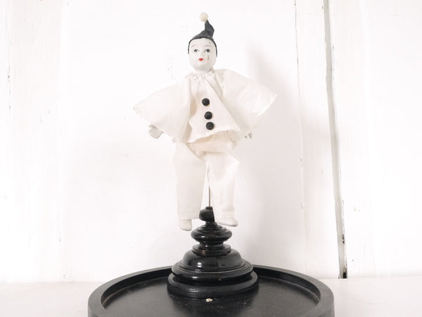 Le clown triste épuisé, le clown de cirque, le plaisanté, les émotions Le clown triste épuisé, le clown de cirque, le plaisanté, les émotions